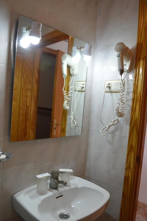 Hostal Rural Montual Los Banos  Ngoại thất bức ảnh