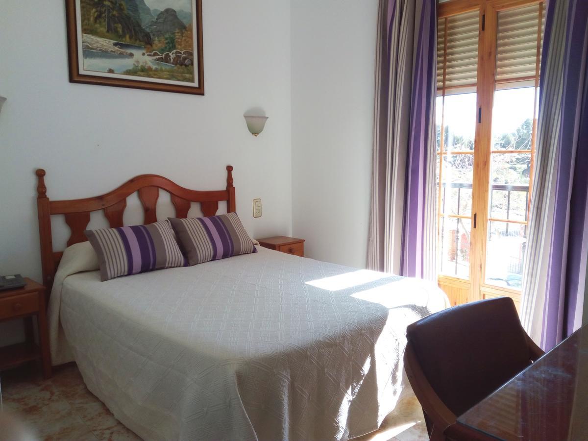 Hostal Rural Montual Los Banos  Ngoại thất bức ảnh