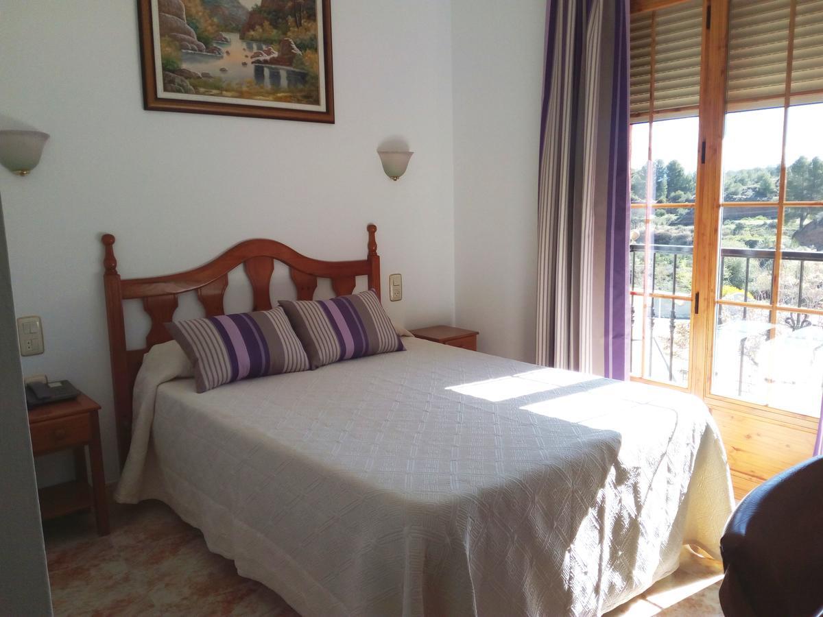 Hostal Rural Montual Los Banos  Ngoại thất bức ảnh