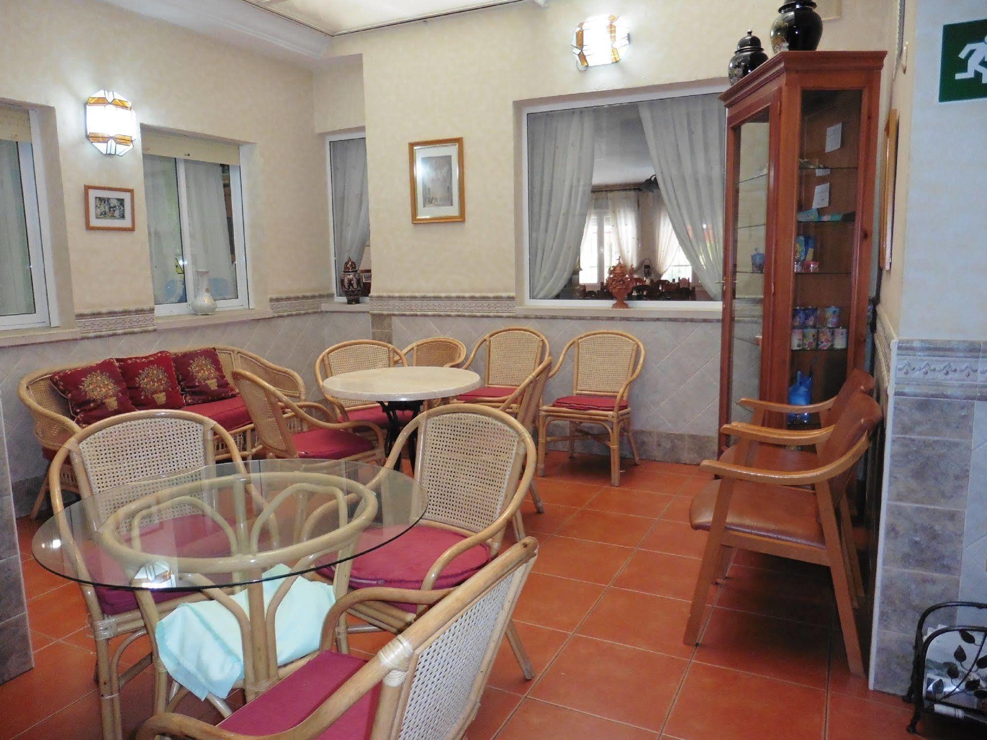Hostal Rural Montual Los Banos  Ngoại thất bức ảnh