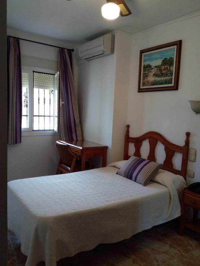 Hostal Rural Montual Los Banos  Ngoại thất bức ảnh